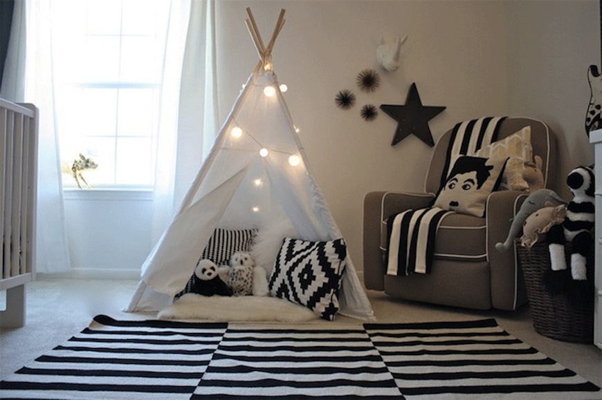 10 Playful Kids Bedroom Design Ideas with Teepees Inside ➤ Discover the season's newest designs and inspirations for your kids. Visit us at kidsbedroomideas.eu #KidsBedroomIdeas #KidsBedrooms #KidsBedroomDesigns @KidsBedroomBlog