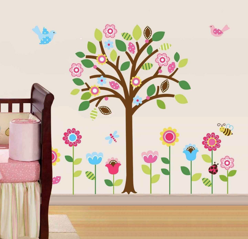 Magic Wallpapers That Will Brighten Your Kids Room ➤ Discover the season's newest designs and inspirations for your kids. Visit us at kidsbedroomideas.eu #KidsBedroomIdeas #KidsBedrooms #KidsBedroomDesigns @KidsBedroomBlog