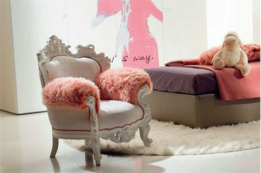 Fabulous Chairs For Kids Bedrooms That Girl’s Will Love ➤ Discover the season's newest designs and inspirations for your kids. Visit us at kidsbedroomideas.eu #KidsBedroomIdeas #KidsBedrooms #KidsBedroomDesigns @KidsBedroomBlog