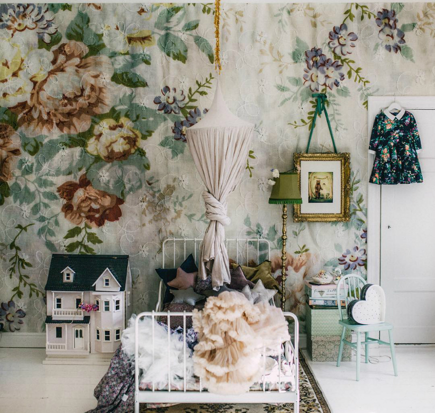 Amazing Dossel Beds For Kids Bedroom You’ll Love ➤ Discover the season's newest designs and inspirations for your kids. Visit us at kidsbedroomideas.eu #KidsBedroomIdeas #KidsBedrooms #KidsBedroomDesigns @KidsBedroomBlog