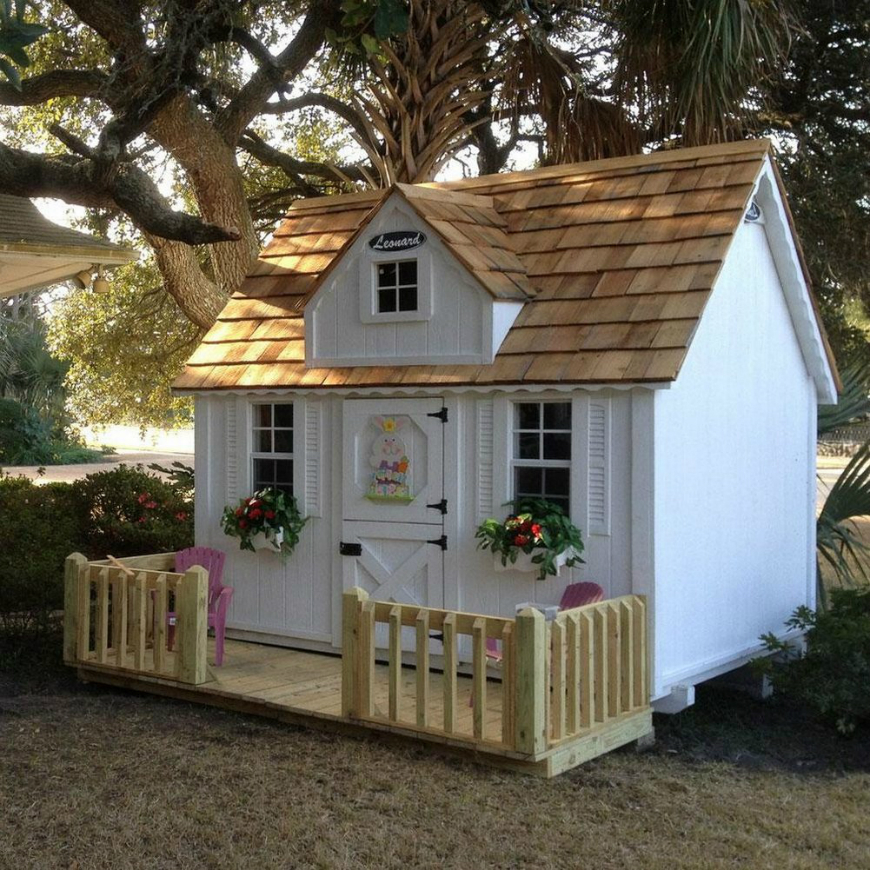 The Most Incredible Outdoor Playhouses For Kids You’ll See Today ➤ Discover the season's newest designs and inspirations for your kids. Visit us at www.kidsbedroomideas.eu #KidsBedroomIdeas #KidsBedrooms #KidsBedroomDesigns @KidsBedroomBlog