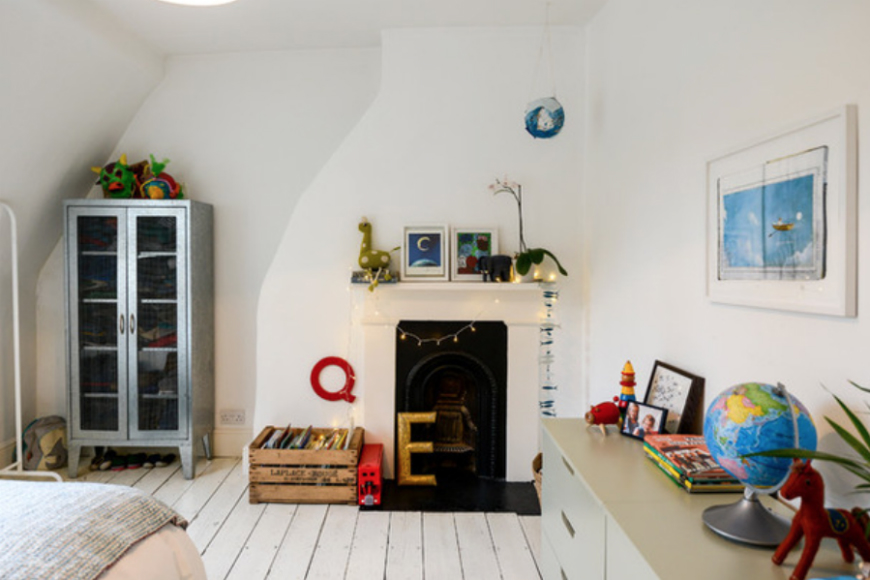 Décor Trends 2017: Check These Awesome Kids Bedroom Fireplace Ideas ➤ Discover the season's newest designs and inspirations for your kids. Visit us at www.circu.net/blog/ #KidsBedroomIdeas #CircuBlog #MagicalFurniture @CircuBlog